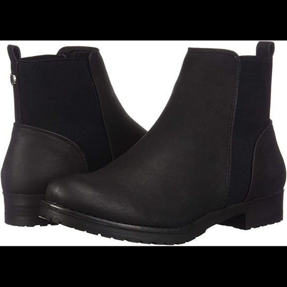 Steve Madden Shoes - NEVER WORN - Steve Madden Rosetta Chelsea Boots